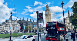 Londona. Lielbritānija. Londona. Lielbritānija.