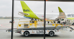 Lidosta "Rīga" (RIX). "airBaltic".