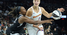 Kitija Laksa kļuva par trešo Latvijas basketbolisti pēc Anetes Jēkabsones-Žogotas un Zanes Tamanes, kura spēlējusi WNBA. Kitija Laksa kļuva par trešo Latvijas basketbolisti pēc Anetes Jēkabsones-Žogotas un Zanes Tamanes, kura spēlējusi WNBA.