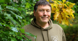 "Silavas" direktors Jurģis Jansons: "Mums ir ziņa, ka finansējums nacionālajam mežu monitoringam tiks mazināts par astoņiem procentiem, bet meža un medību attīstības fondi uz pusi. Tagad aktuāls jautājums – kādas būs prioritātes un no kā būs jāatsakās?"