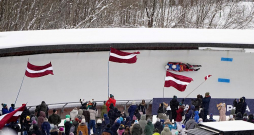 Tas būtu absurds, ja valsts uzturētajā Siguldas kamaniņu un bobsleja trasē šajā ziemas sezonā startētu agresorvalsts Krievijas sportisti, kuriem piešķirts neitrālā atlēta statuss.