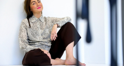 Laura Groza: "Runājot par Čehova teātri, es nekad nestrādātu vietā, kuras nākotnei pati neticētu." Laura Groza: "Runājot par Čehova teātri, es nekad nestrādātu vietā, kuras nākotnei pati neticētu."