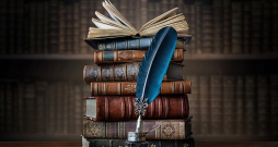 Rakstītais un iespiestais vārds vispirms tika uzklausīts lasījumos, kad lasīja viens un klausījās daudzi. Vēlāk, 18. un 19. gadsimtā, izplatījās klusa lasīšana vienatnē.