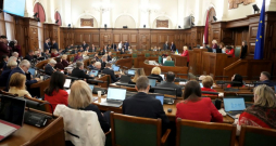 Saeimas sēde 2025. gada 30. oktobrī, kurā galīgajā lasījumā skatīja likumprojketu par izstāšanos no Eiropas Padomes konvencijas par vardarbības pret sievietēm un vardarbības ģimenē novēršanu un apkarošanu jeb tā sauktās Stambulas konvencijas. Saeimas sēde 2025. gada 30. oktobrī, kurā galīgajā lasījumā skatīja likumprojketu par izstāšanos no Eiropas Padomes konvencijas par vardarbības pret sievietēm un vardarbības ģimenē novēršanu un apkarošanu jeb tā sauktās Stambulas konvencijas.