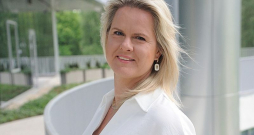 Katrīna Duka-Gulbe, Vēja enerģijas asociācijas izpilddirektore: "Nav skaidrs, kam paredzēta jaunizveidotā industriālo attīstības teritoriju un atjaunīgas enerģijas projektu karte. Profesionāliem mērķiem tā ir pārāk vispārīga un neprecīza, savukārt iedzīvotājiem – pārāk sarežģīta."