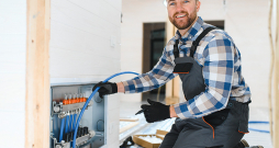 Izvēloties siltumizolācijas materiālus, noteikti jākonsultējas ar nozares speciālistiem, būvniekiem, projektētājiem.