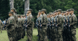 Gaisa spēkos dienošie valsts aizsardzības dienesta karavīri
12. septembrī deva karavīra zvērestu.