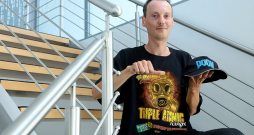 Ivo Gilučs: "Es uzskatu, ka tā saucamā pareizā literatūra, kas māca cilvēku dzīvot, domāt un just, jau sen ir uzrakstīta, tāpēc mums, mūsdienu rakstniekiem, atlikuši vien dažādi fantastikas un humora žanri, kuros var ieviest ko nebijušu, modernu."