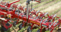 'Einböck un Claas E-Systems Smart-Hill' sistēma. 'Einböck un Claas E-Systems Smart-Hill' sistēma.