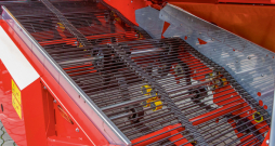 'Grimme Riconda' iekārta. 'Grimme Riconda' iekārta.