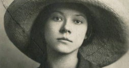 Asja Lācis. Fotoattēls uzņemts pirms 1914. gada.