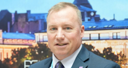 ASV militārās inženierijas eksperts Kolins Smits.