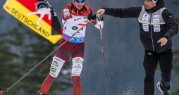 Andrejs Rastorgujevs savās pagaidām pēdējās veiksmīgajās sacensībās šā gada janvārī Rūpoldingā, kur izcīnīja trešo vietu 20 kilometru distancē. Viņam trasē palīdzēja arī Ilmārs Bricis. Pēc nepilna mēneša pasaules čempionāta laikā abi viesnīcā sakāvās.