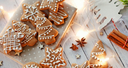 Medus piparkūkas. Medus piparkūkas.