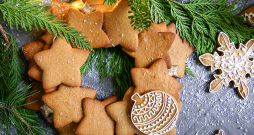 Medus piparkūkas. Medus piparkūkas.