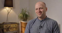 Uģis Kuģis. Uģis Kuģis.