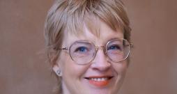 Dānijas kultūras institūta Igaunijā, Latvijā un Lietuvā reģionālā direktore Anna Ēnemarka: "Visstiprākie mēs esam, darbojoties kopā." Dānijas kultūras institūta Igaunijā, Latvijā un Lietuvā reģionālā direktore Anna Ēnemarka: "Visstiprākie mēs esam, darbojoties kopā."