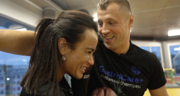 Aleksandra Kurusova boksa treniņā ar Mairi Briedi. Aleksandra Kurusova boksa treniņā ar Mairi Briedi.