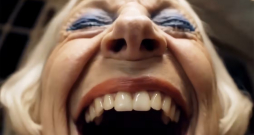 Kadrs no reklāmas. Kadrs no reklāmas.