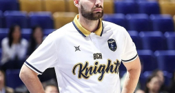 Jura Vasiļjeva vadītā "Dark Knights" ar 14 spēlēs izcīnītām 13 uzvarām ir Mongolijas čempionāta līdervienība. Jura Vasiļjeva vadītā "Dark Knights" ar 14 spēlēs izcīnītām 13 uzvarām ir Mongolijas čempionāta līdervienība.