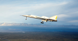 Izmēģinājuma laikā lidaparāts XB-1 trīs reizes pārsniedza skaņas barjeru. Izmēģinājuma laikā lidaparāts XB-1 trīs reizes pārsniedza skaņas barjeru.