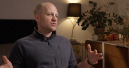 Uģis Kuģis. Uģis Kuģis.