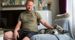 Vitālijs ar Gerdu mājās, Liepājā.