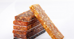 Žāvētu augļu batoniņi. Žāvētu augļu batoniņi.