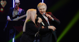 Koncertturneja "Ielūdz Olga Rajecka un draugi". Koncertturneja "Ielūdz Olga Rajecka un draugi".