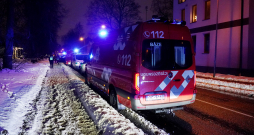 Rīgā, Torņakalnā, gāzes sprādziena dēļ daļēji sagruvis daudzstāvu ēkas jumts un daļa piektā stāva. Rīgā, Torņakalnā, gāzes sprādziena dēļ daļēji sagruvis daudzstāvu ēkas jumts un daļa piektā stāva.