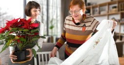 Lai paaudzēs mantotais galdauts kalpotu pēc iespējas ilgāk un to lietojot nesabojātu, tas jākopj un jāuzglabā ļoti rūpīgi. 