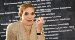 Basketbola leģenda Uļjana Semjonova.