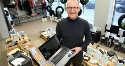 SIA "Latvijas Zaļais punkts" valdes loceklis Kaspars Zakulis: "Mūsu veikalā "Lab!" var atrast visdažādāko lietotu un saremontētu sadzīves tehniku, arī datorus.