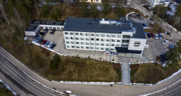 Ogres novada pašvaldības domes ēka.