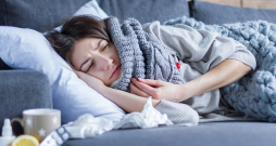 Lai nerastos komplikācijas, gripu vajag kārtīgi izgulēt. Lai nerastos komplikācijas, gripu vajag kārtīgi izgulēt.