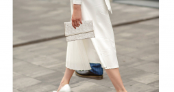 Izejamā romantiskā somiņa stepēšanas tehnikā.