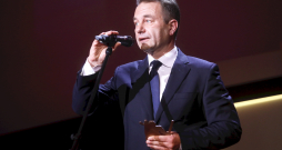 Andris Daugaviņš. Andris Daugaviņš.