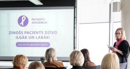 Latvijas Onkologu asociācijas vadītāja Alinta Hegmane tīmekļa vietnes "Pacientu akadēmija" atklāšanas pasākumā 2025. gada aprīlī. Iecerēts, ka vietnē var atrast noderīgu un ārstu recenzētu informāciju par izplatītākajiem vēža veidiem, to diagnostiku, ārstēšanu. Latvijas Onkologu asociācijas vadītāja Alinta Hegmane tīmekļa vietnes "Pacientu akadēmija" atklāšanas pasākumā 2025. gada aprīlī. Iecerēts, ka vietnē var atrast noderīgu un ārstu recenzētu informāciju par izplatītākajiem vēža veidiem, to diagnostiku, ārstēšanu.