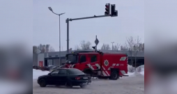 Mirklis pirms sadursmes. Mirklis pirms sadursmes.