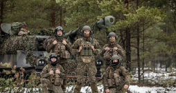 Artilēristu mācības izdevušās, laiks foto un atceļam uz pagaidu bāzi.