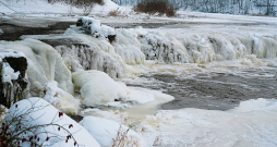 Ledū kaltā Ventas rumba Kuldīgā. Ledū kaltā Ventas rumba Kuldīgā.