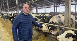 SIA "Naukšēni " ražošanas vadītājs Arnis Bole: "Mēs sevi visu laiku metam ārā no komforta zonas. Un tas velk uz izaugsmi". SIA "Naukšēni " ražošanas vadītājs Arnis Bole: "Mēs sevi visu laiku metam ārā no komforta zonas. Un tas velk uz izaugsmi".