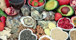 Afrodīziji ir dzērieni, ēdieni, augi un vielas, kas vairo seksuālo enerģiju. 