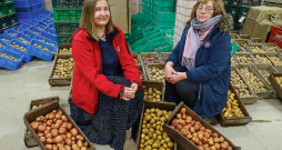 No kreisās: Ilze Dimante un Ilze Skrabule. No kreisās: Ilze Dimante un Ilze Skrabule.