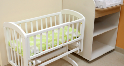 Jaunizbūvētās Ogres rajona slimnīcas Dzemdību nodaļas telpas. Jaunizbūvētās Ogres rajona slimnīcas Dzemdību nodaļas telpas.