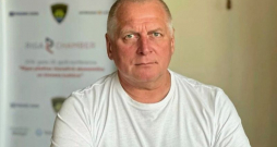 Sergejs Fjodorovs, "Pirmās energokopienas" valdes loceklis: "Prognozēju lielu iedzīvotāju interesi par iespējām beidzot piesaistīt arī daudzdzīvokļu ēkām sen gaidīto Modernizācijas fonda finansējumu atjaunīgo energoresursu iekārtu iegādei." Sergejs Fjodorovs, "Pirmās energokopienas" valdes loceklis: "Prognozēju lielu iedzīvotāju interesi par iespējām beidzot piesaistīt arī daudzdzīvokļu ēkām sen gaidīto Modernizācijas fonda finansējumu atjaunīgo energoresursu iekārtu iegādei."