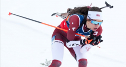 Biatloniste Estere Volfa. 