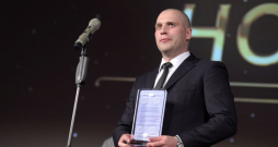 Olimpiskajā turnīrā tiesā arī latvietis Andris Ansons.