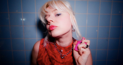 Elektro-pop māksliniece BAIBA. Elektro-pop māksliniece BAIBA.