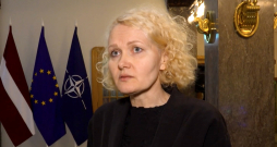 Diāna Eglīte, Ārlietu ministrijas pārstāve. Diāna Eglīte, Ārlietu ministrijas pārstāve.